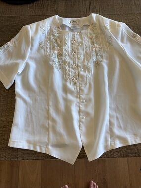 Light Cream Embroidered Button-Front Women's Blouse by Liz Claiborne